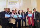 La Provincia entregó más de 100 netbooks para estudiantes y docentes de cinco localidades de Punilla