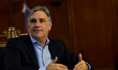 Tiempo de definiciones. Martín LLaryora (exclusivo)en 94.9 y la desición de García Aresca ante el armado de listas