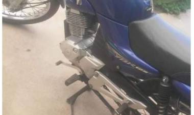 Reclamaron por el robo de la moto y fueron detenidos
