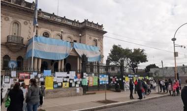 Padres Organizados reclaman presencialidad plena
