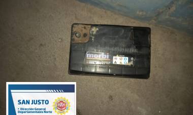 UN HOMBRE DENUNCIO EL FALTANTE DE UNA BATERIA MOMENTOS MAS TARDE LA POLICIA SE LA RECUPERO