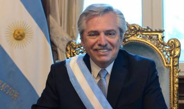 Fernández fue intervenido por hernia de disco y volvió a Quinta de Olivos