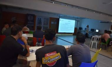 OCTAVO CURSO MANIPULADOR DE  ALIMENTOS EN FRONTERA