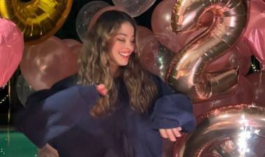 Tini Stoessel festejó su cumpleaños número 26 rodeada de mucho amor