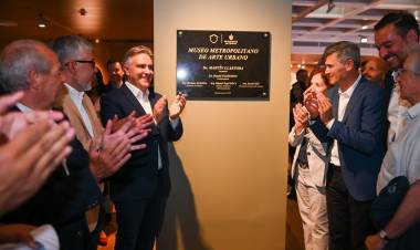 Brilla: tras cinco años, la Municipalidad reinauguró la plaza España