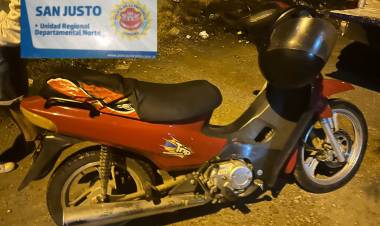 RECUPERO DE MOTOCICLETA SUSTRAÍDA.