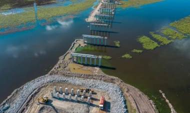 Avanza la construcción del nuevo puente sobre el lago San Roque