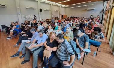 UEPC rechazó la oferta de la Provincia y define un nuevo plan de lucha