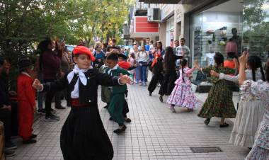 Con gran éxito se desarrolló el primer Paseo Cultural a Cielo Abierto 2023