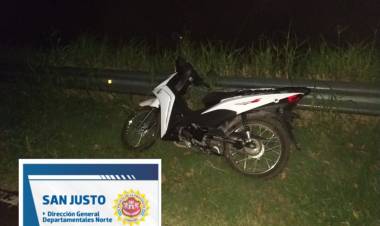 MOTOCICLETA CON PEDIDO DE SECUESTRO 