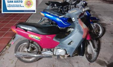 MOTOCICLETA CON PEDIDO DE SECUESTRO 