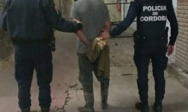  APREHENSIÓN DE MASCULINO CON DOBLE PEDIDO DE CAPTURA