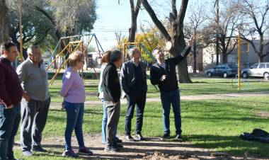 La cuarta cancha de básquet 3x3 ya se construye en la plaza de barrio Jardín