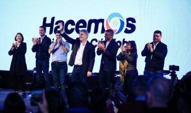 Llaryora defendió al campo, dijo que el sector es un “aliado estratégico de los cordobeses" y pidió eliminar las retenciones