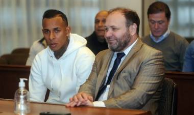 Villa fue condenado por violencia de género y no jugará más en Boca