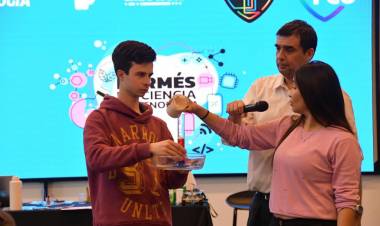 La Kermés de Ciencia y Tecnología pasó por Tecnoteca 