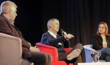 Schiaretti tildó de 'mal impuesto' a las retenciones agropecuarias