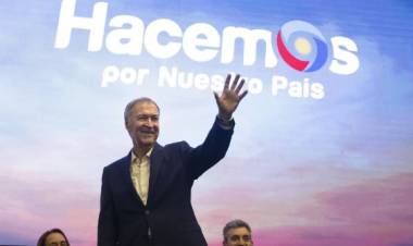 Schiaretti cerró campaña en Buenos Aires: "El ciclo kirchnerista se está finalizando"