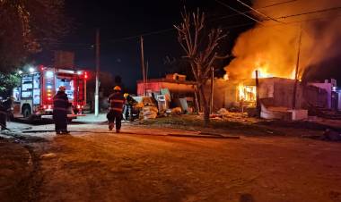  INCENDIO DE VIVIENDA 