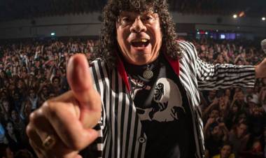 Carlos "Mona" Jiménez recibió el alta médica tras colocarse un stent