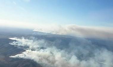 Riesgo extremo de incendios: esperan vientos fuertes y escasa visibilidad