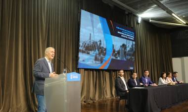 Schiaretti: «Estamos subastando una obra estratégica para las próximas décadas de nuestra provincia»