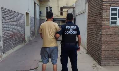  APREHENSIÓN DE MASCULINO POR VIOLENCIA FAMILIAR, LESIONES Y DAÑOS