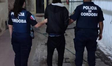  SUSTRACCIÓN DE BICICLETA Y APREHENSIÓN DE MASCULINO 