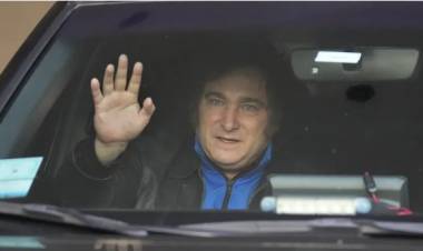 Milei regresó al país y avanza en la conformación del Gabinete