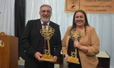 Por primera vez se hizo entrega de "La llave de la ciudad"