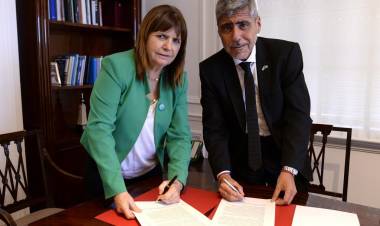 La Provincia firmó un convenio de cooperación con el Ministerio de Seguridad de la Nación