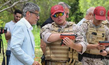 La Policía de Córdoba ya cuenta con 5.000 armas de letalidad reducida
