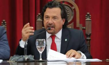 El gobernador de Salta afirmó que no firmará un pacto a libro cerrado