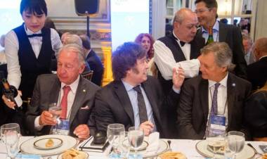 Javier Milei almorzó con empresarios del Grupo de los Seis en la Casa Rosada