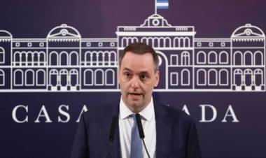 La respuesta de Adorni al Papa sobre Rosario: "En un montón de puntos probablemente jamás estemos de acuerdo"