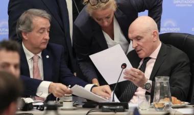 Ley Bases: el Gobierno cedió y quitó al Banco Nación de la lista de empresas a privatizar