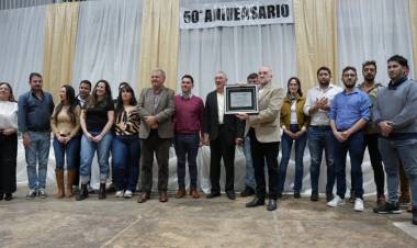 La Provincia acompañó el 50 aniversario de la Asociación de Consorcios Camineros de la Provincia