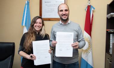 Firma de convenios con municipios para potenciar el Centro de Idiomas Córdoba