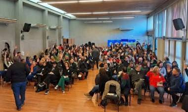 Uepc rechazó nuevamente la propuesta salarial de la Provincia y sigue en alerta