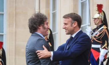 Milei se reunió con Macron en Francia en la previa de la inauguración de los Juegos Olímpicos