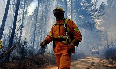 El Durazno: el incendio fue contenido y mantienen guardia de cenizas