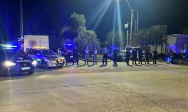 Cuerpo de Prevención Urbana: detienen a dos sujetos que intentaban entrar en domicilio en Los Palmares