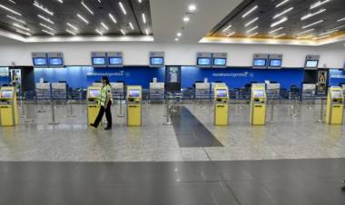 Controladores aéreos realizan un paro este jueves: afectará a 27 aeropuertos de todo el país