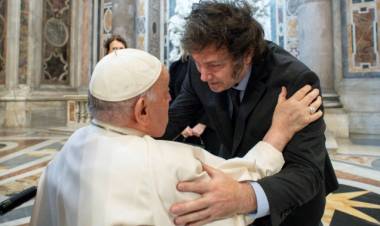 El Gobierno sobre las críticas del Papa: “Es su opinión, la respetamos, pero no tenemos por qué compartirla”