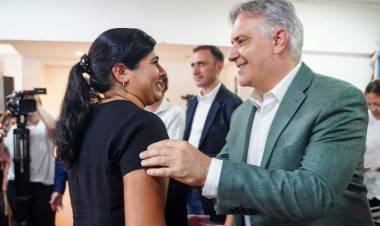 Llaryora anunció obras por $ 520 millones para localidades del departamento Presidente Roque Sáenz Peña