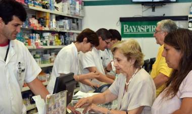 Aumento en el costo de la salud: los medicamentos subieron un 6% más que la inflación