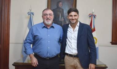 El intendente se reunió con el gobernador Maximiliano  Pullaro 