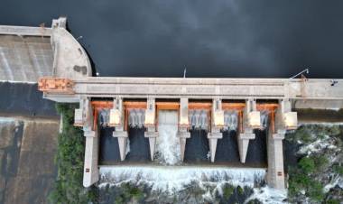 El Embalse Cruz del Eje superó el nivel de vertedero