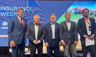 Insurance Week 2025: Llaryora pidió fortalecer el esquema asegurador para el sector productivo
