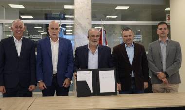 Caminos de las Sierras y Epec acordaron instalar medidores inteligentes en las rutas de la RAC